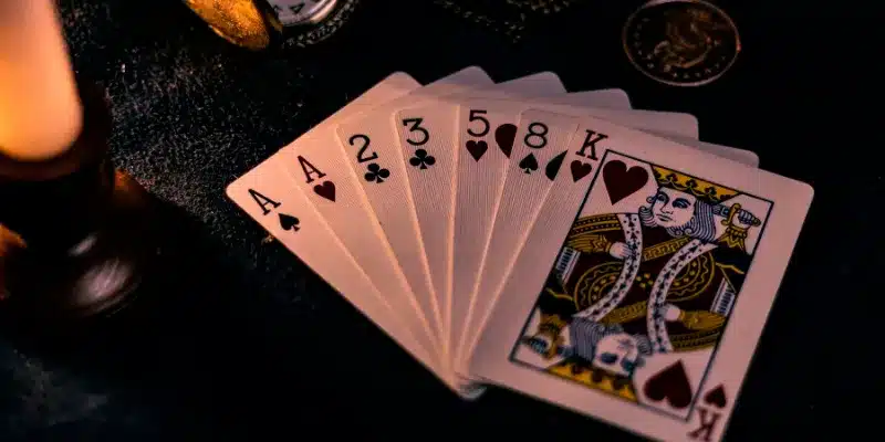 Baccarat là gì và tại sao nó thu hút người chơi